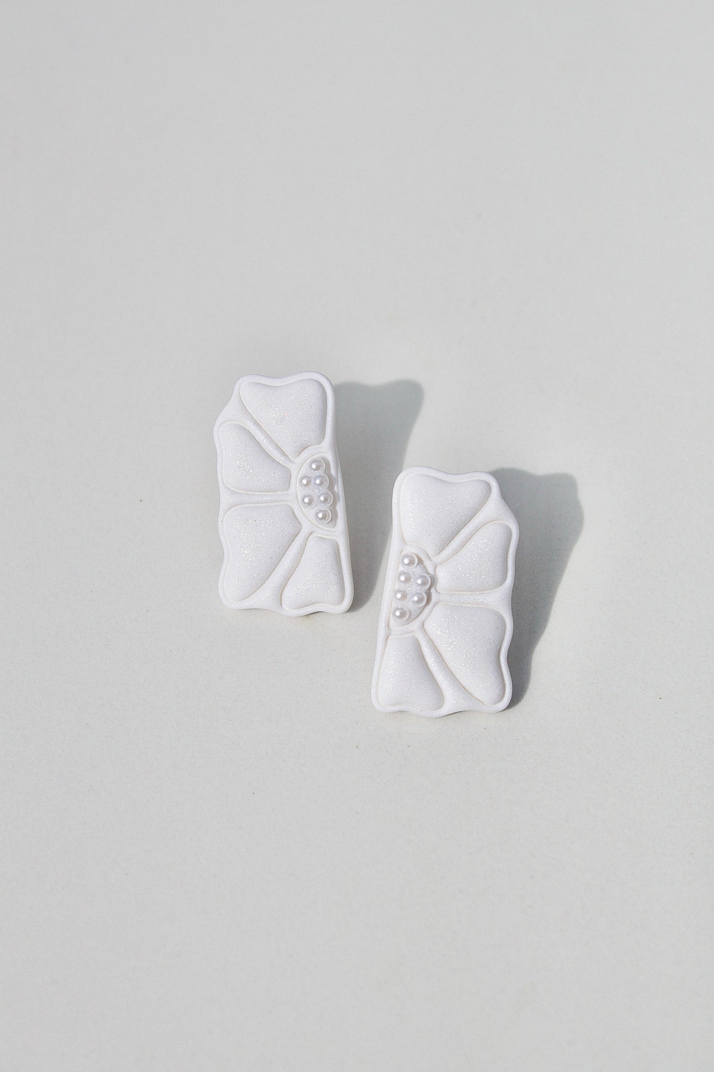 VEIL Petal Frame Stud Earrings