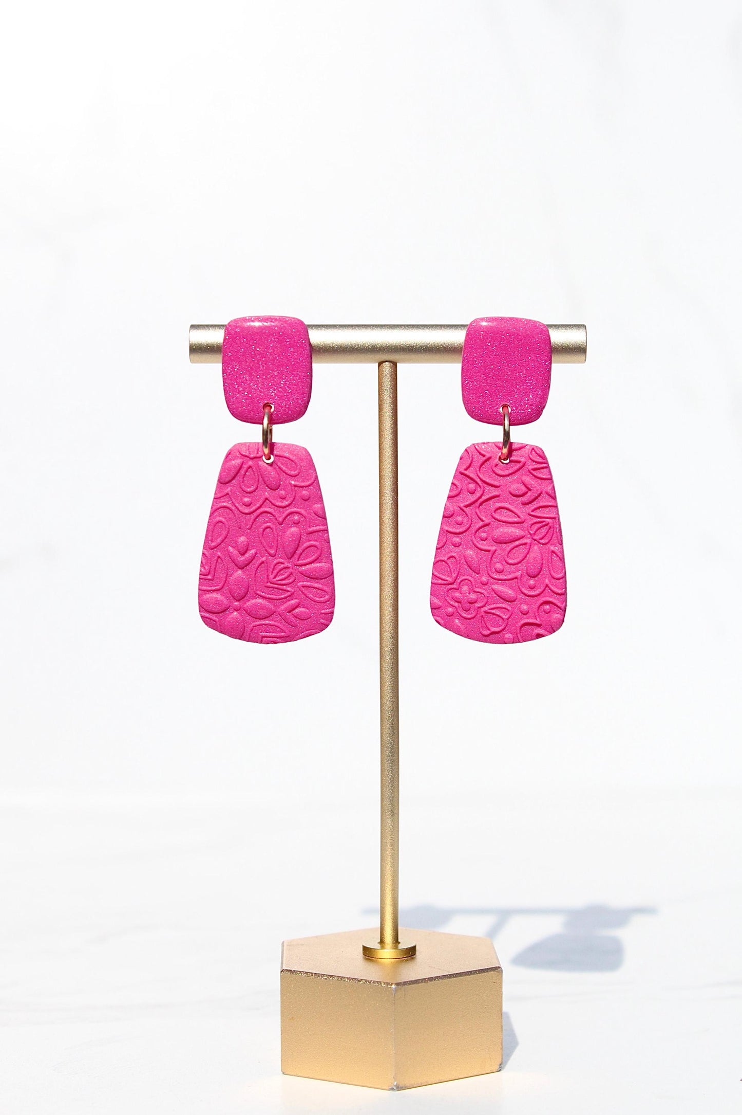 Pink Floral Textured Clay Earrings – Handmade Polymer Clay Statement Dangles – Lightweight Glitter Earrings – Bold Feminine Jewelry – Gift f