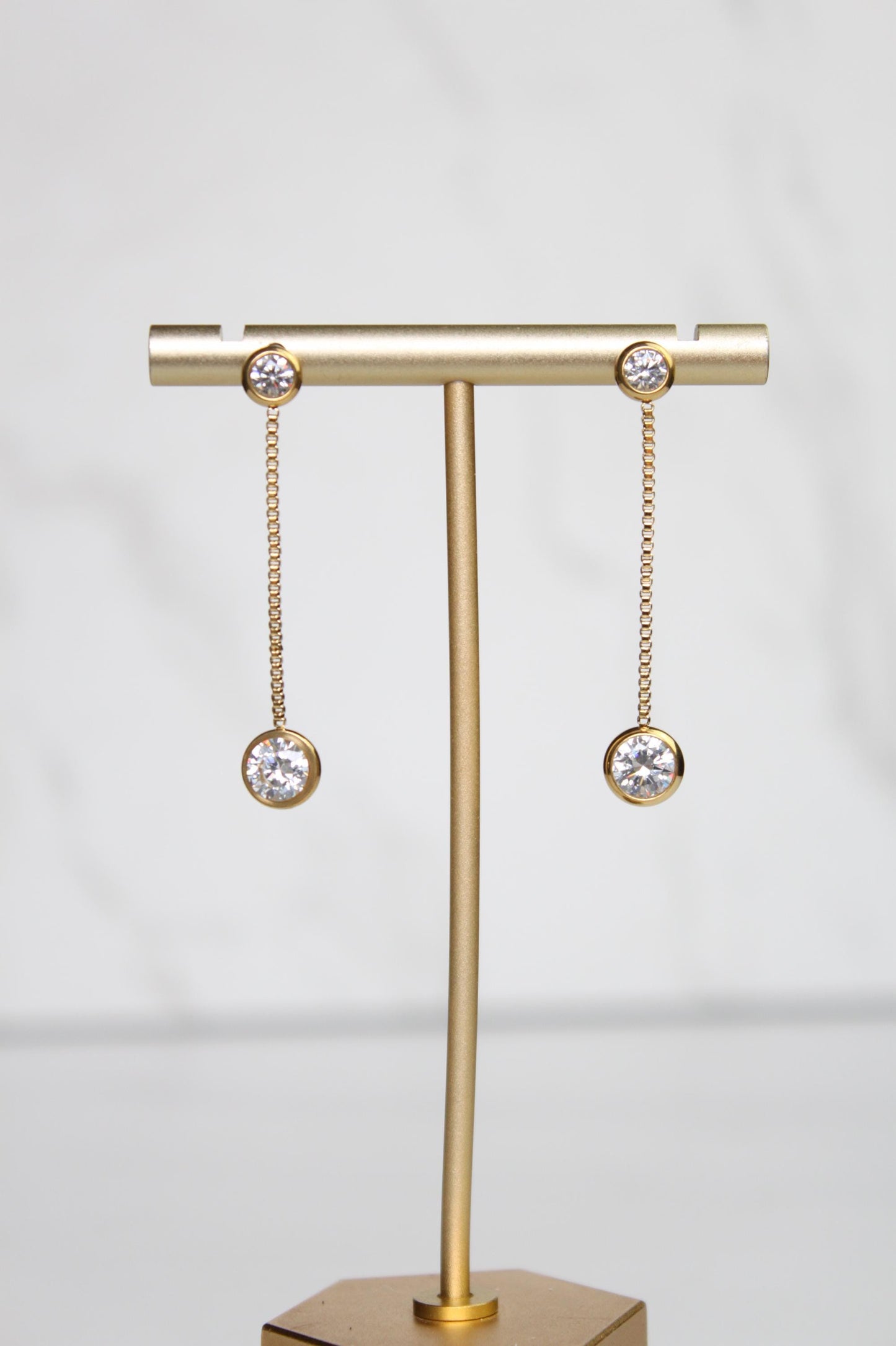 Gold Long Chain Round Drop Dangle Earrings | Fun Everyday Earrings