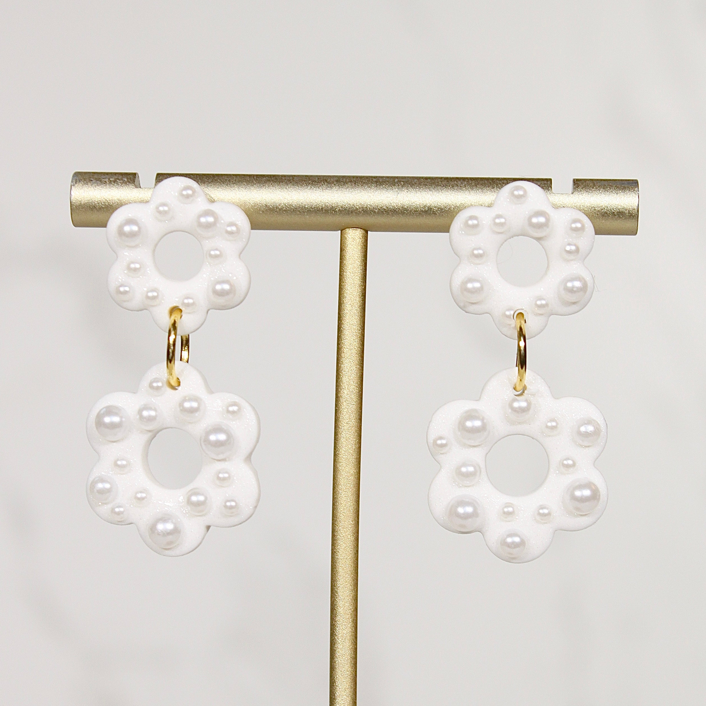 VEIL Pearl Daisy Drop Earrings