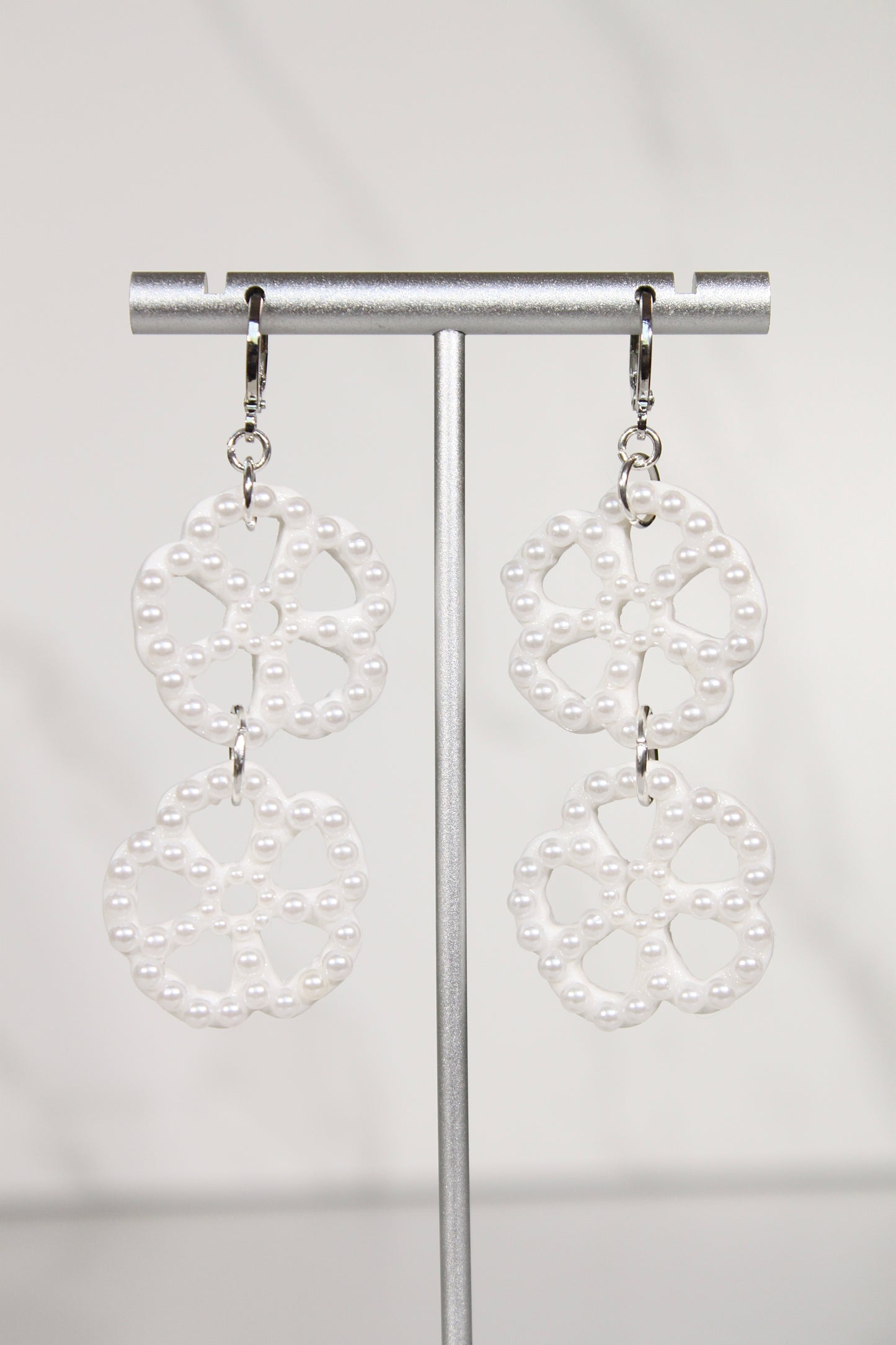 VEIL Pearl Floral Drop Earrings