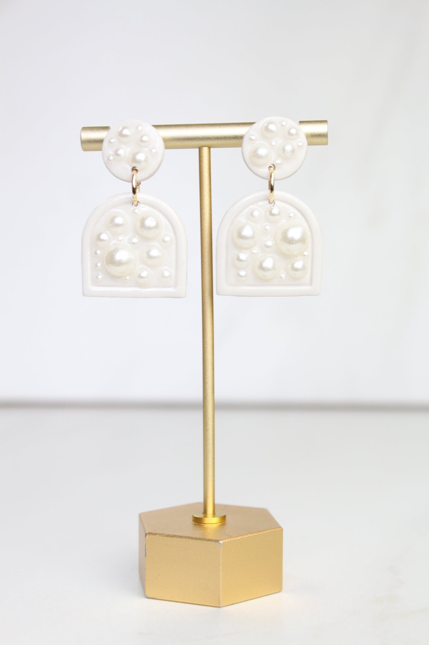 Pearl Beige Clay Earrings | Polymer Clay Pearl earrings | Pearl Beige Earrings | Clay Earrings | Flower Clay earrings