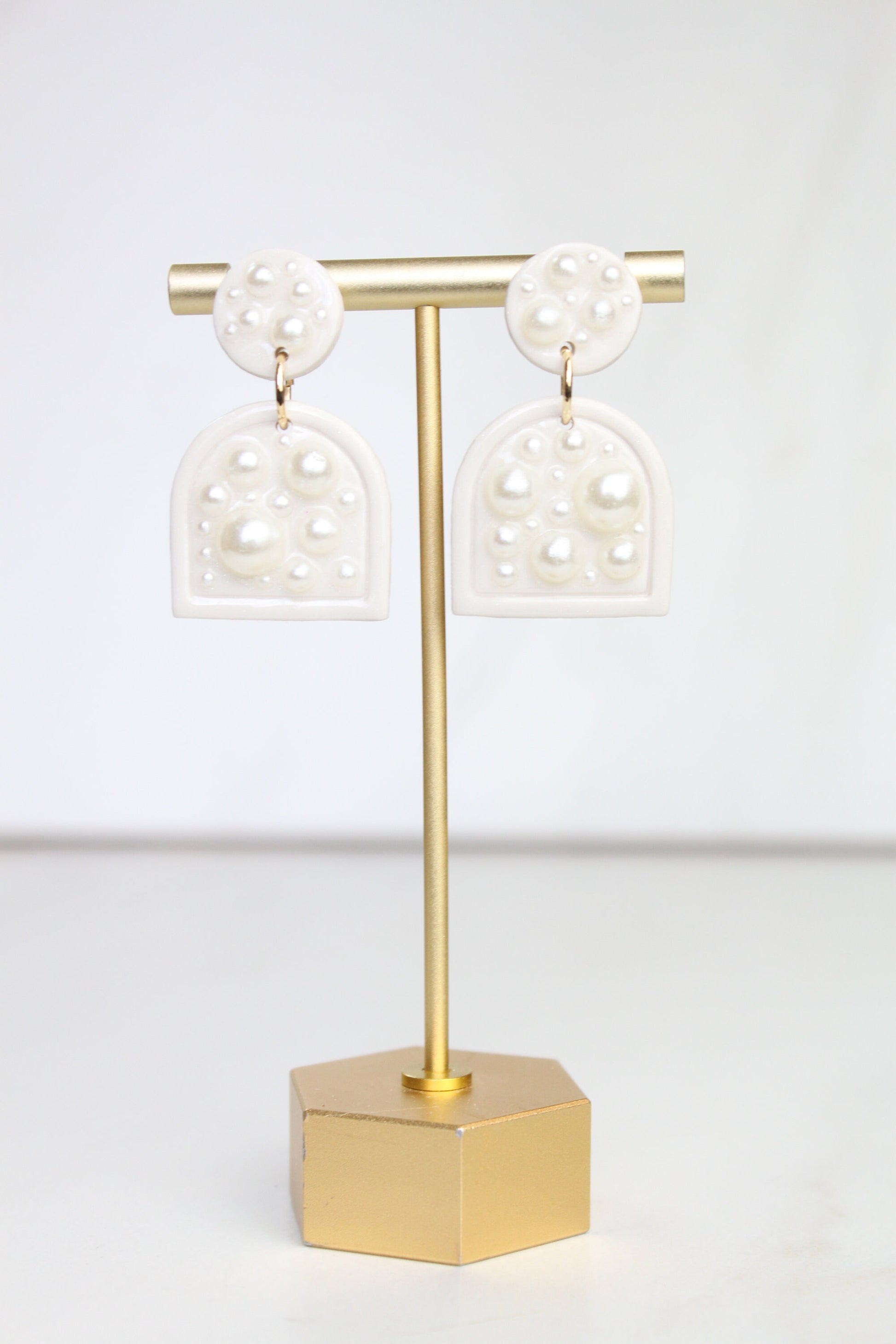 Pearl Beige Clay Earrings | Polymer Clay Pearl earrings | Pearl Beige Earrings | Clay Earrings | Flower Clay earrings