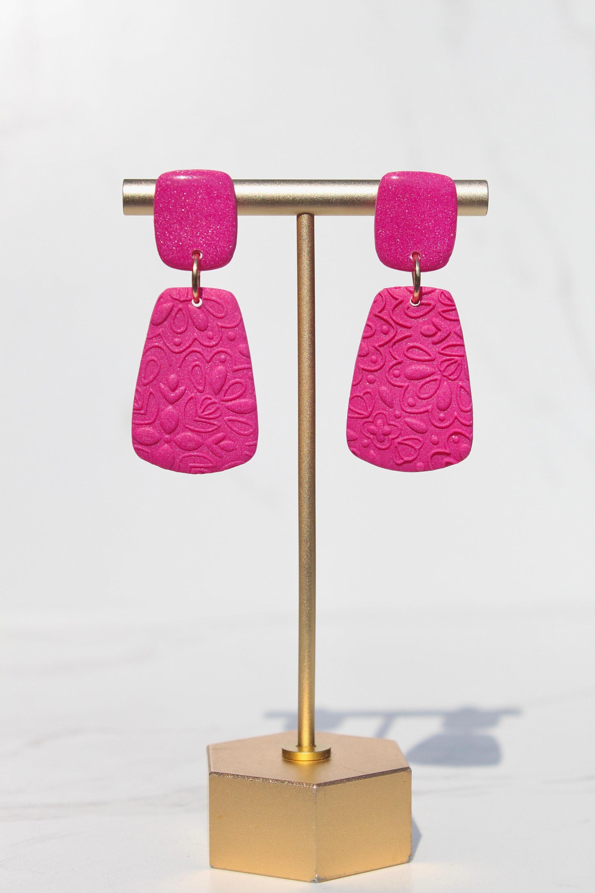 Pink Floral Textured Clay Earrings – Handmade Polymer Clay Statement Dangles – Lightweight Glitter Earrings – Bold Feminine Jewelry – Gift f