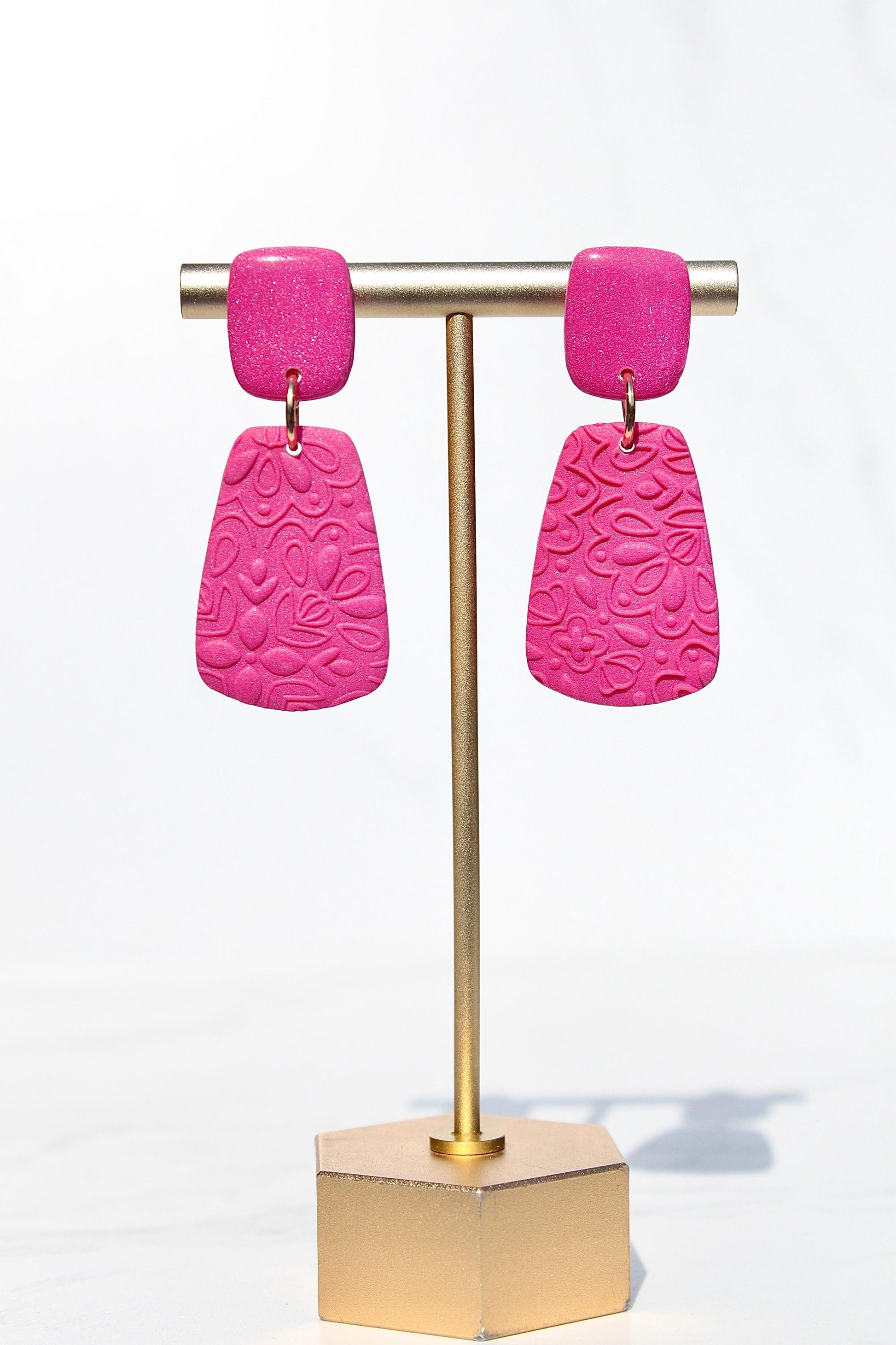 Pink Floral Textured Clay Earrings – Handmade Polymer Clay Statement Dangles – Lightweight Glitter Earrings – Bold Feminine Jewelry – Gift f