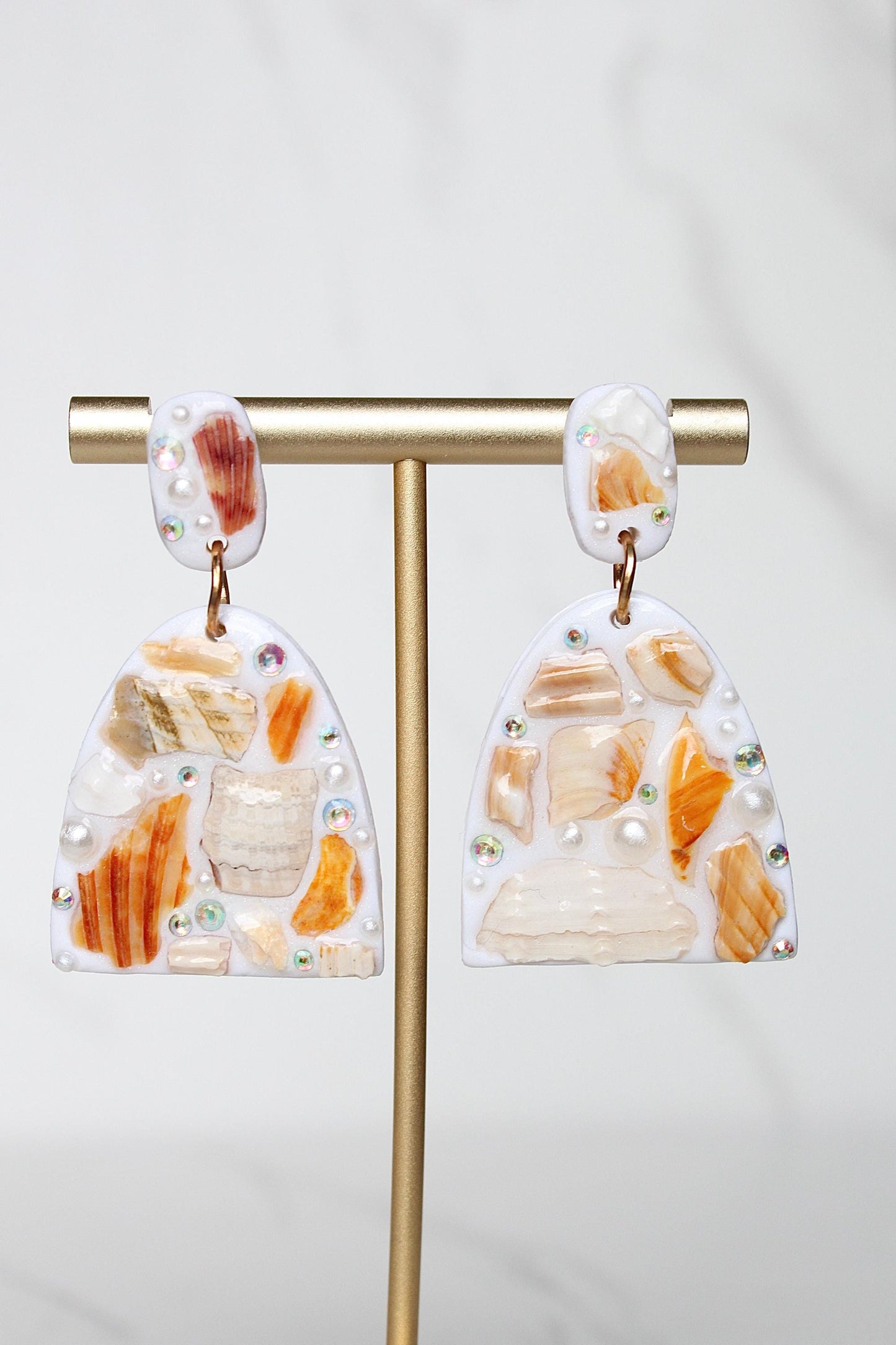 Beach Shell Clay Earrings – Handmade Coastal Statement Jewelry with Real Shells & Resin Finish