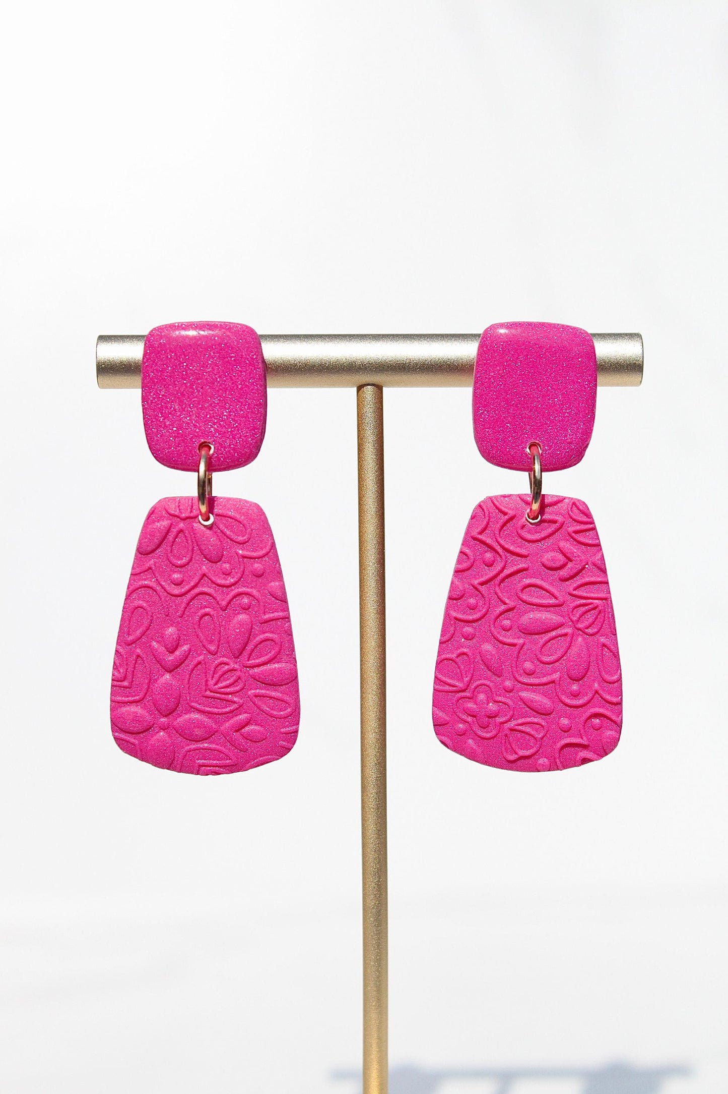 Pink Floral Textured Clay Earrings – Handmade Polymer Clay Statement Dangles – Lightweight Glitter Earrings – Bold Feminine Jewelry – Gift f