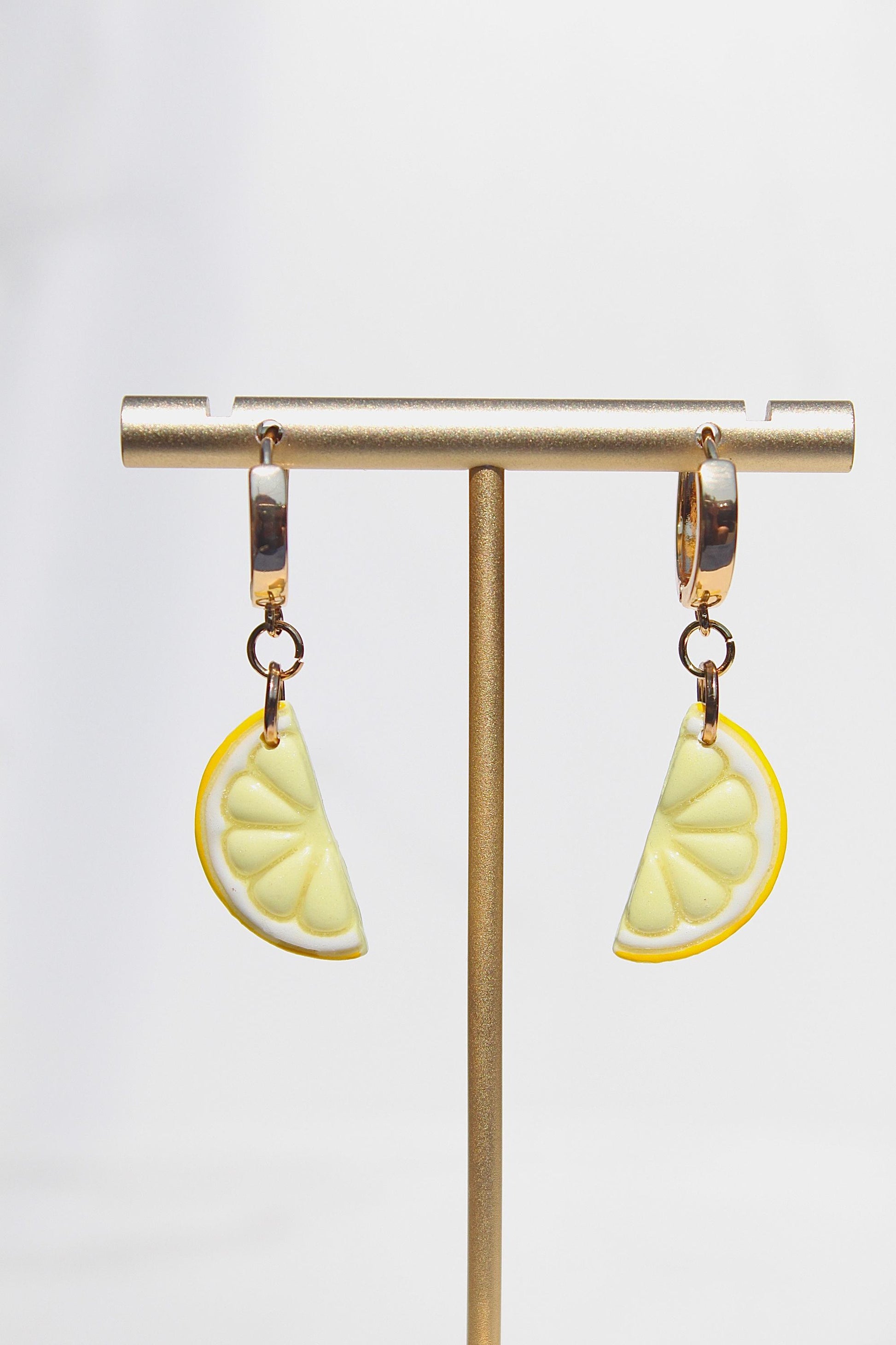 Citrus Slice Earrings – Polymer Clay Fruit Dangle Earrings – Lemon, Lime & Orange Earrings – Handmade Summer Jewelry – Gold Hoop Earrings –