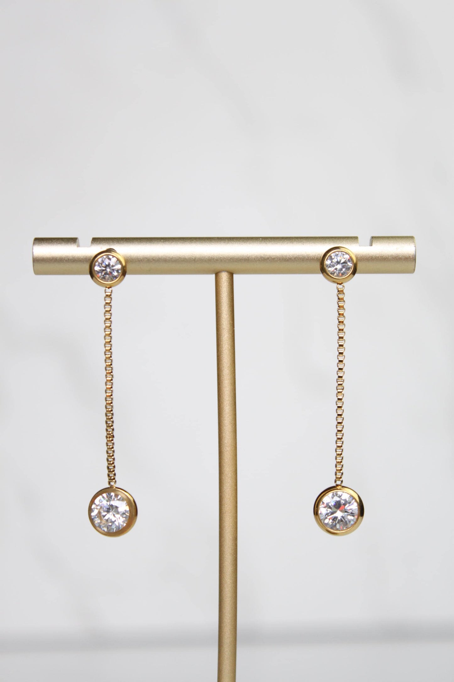 Gold Long Chain Round Drop Dangle Earrings | Fun Everyday Earrings