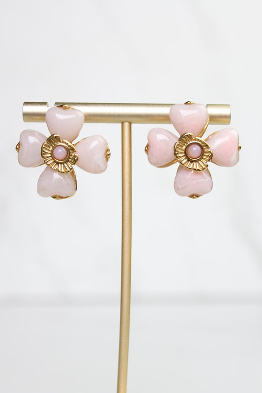 Acrylic Flower Stainless Steel Stud Earrings – Lightweight Floral Earrings, Hypoallergenic, Everyday Jewelry Gift