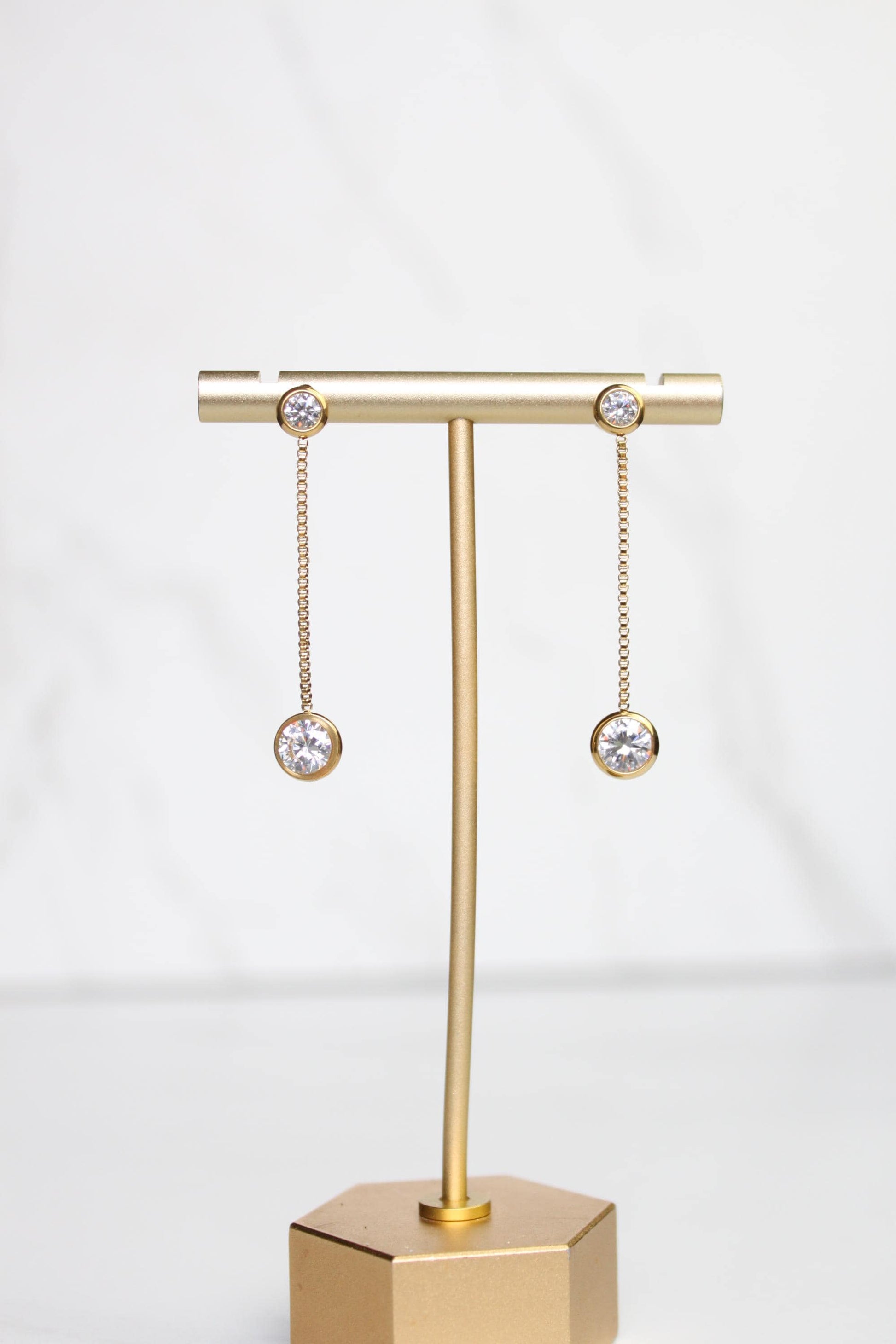 Gold Long Chain Round Drop Dangle Earrings | Fun Everyday Earrings