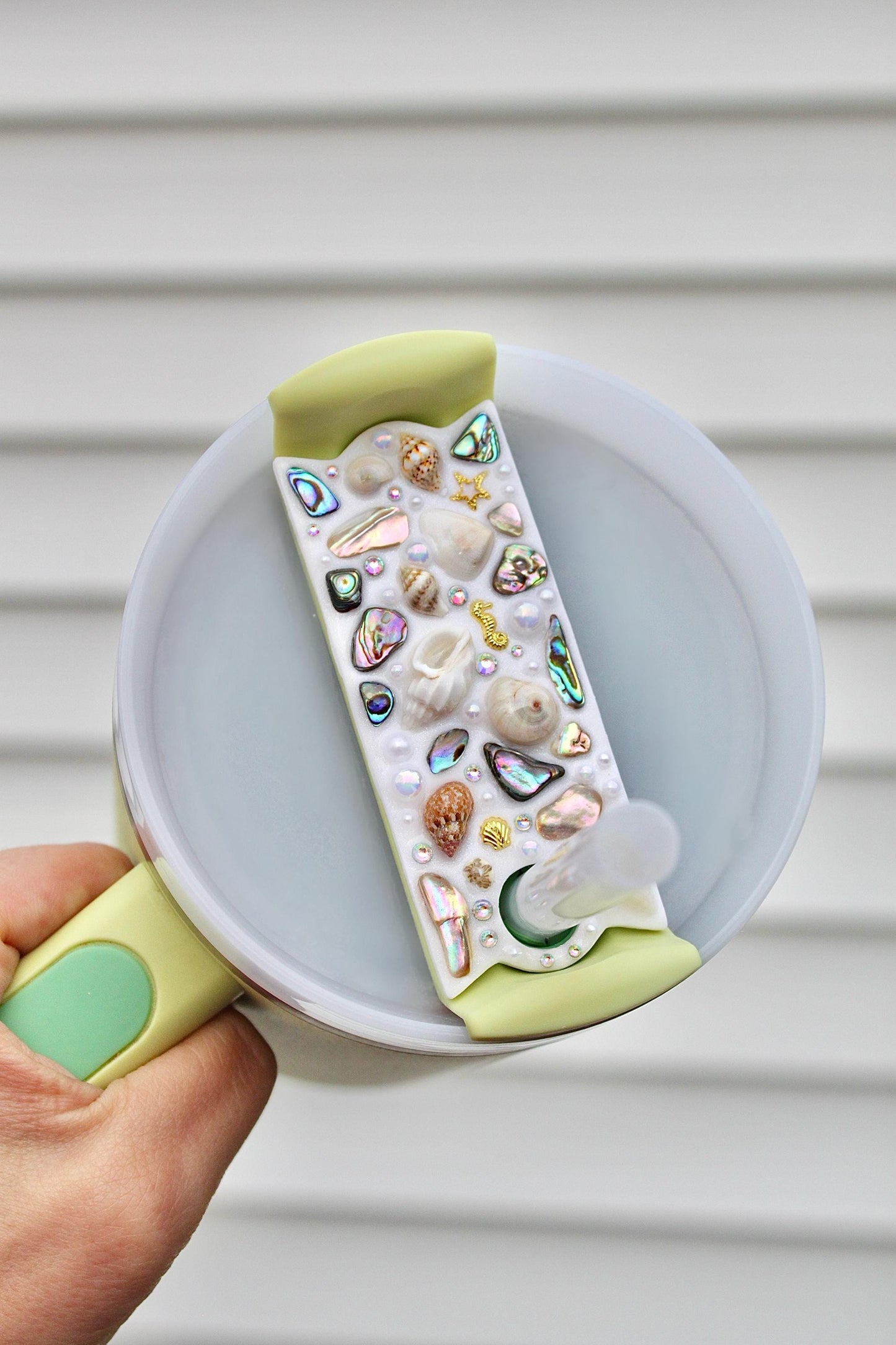 Seashell and Pearl Stanley Topper Ocean Mosaic Accessory for 30oz or 40oz Tumbler Lids