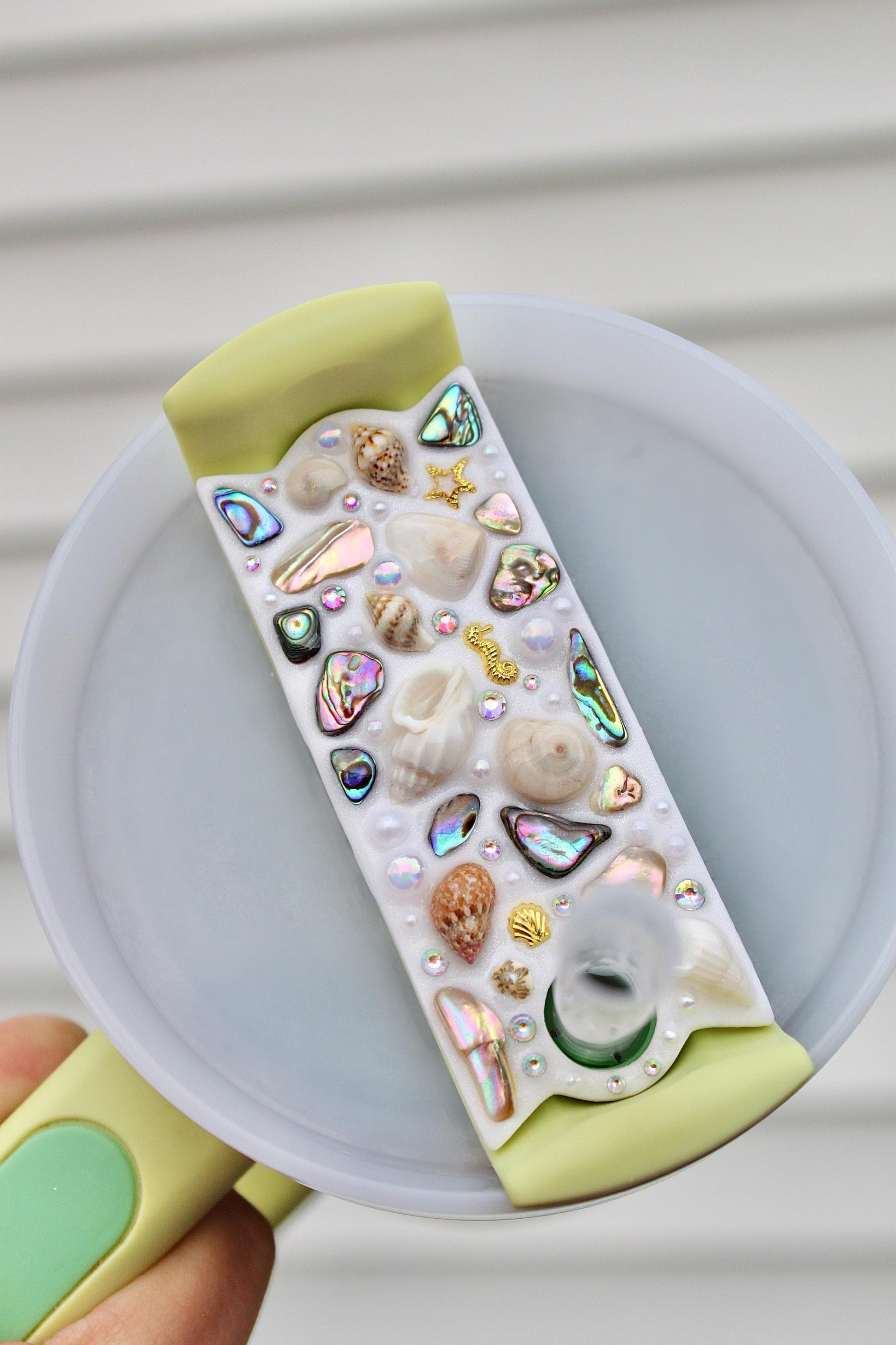 Seashell and Pearl Stanley Topper Ocean Mosaic Accessory for 30oz or 40oz Tumbler Lids