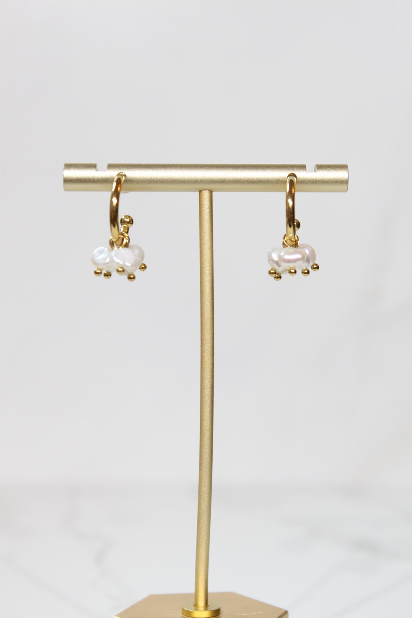 Irregular Natural Pearls Beads Huggie Hoop Earrings | Gold Cluster Pearl Charm Hoops
