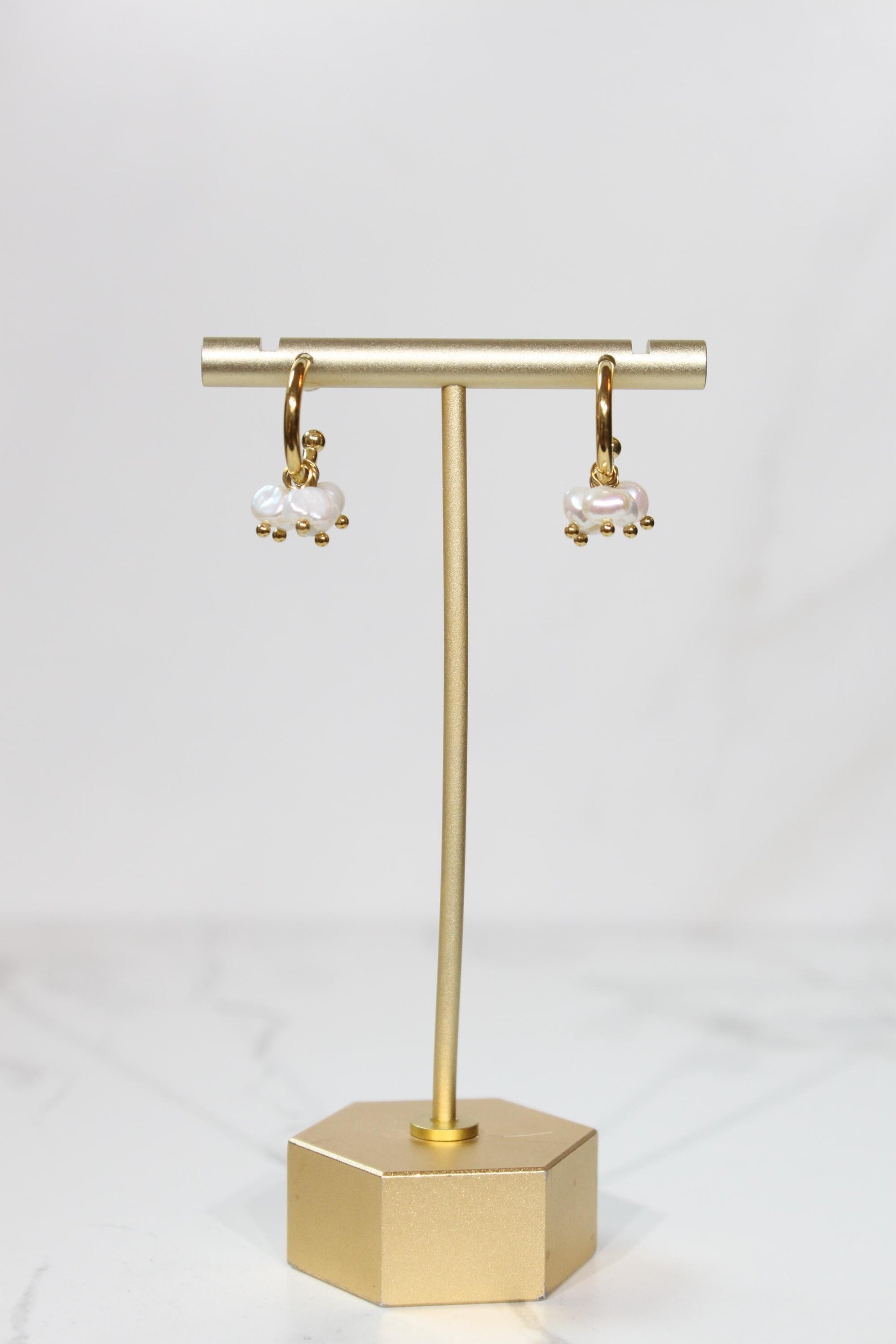 Irregular Natural Pearls Beads Huggie Hoop Earrings | Gold Cluster Pearl Charm Hoops