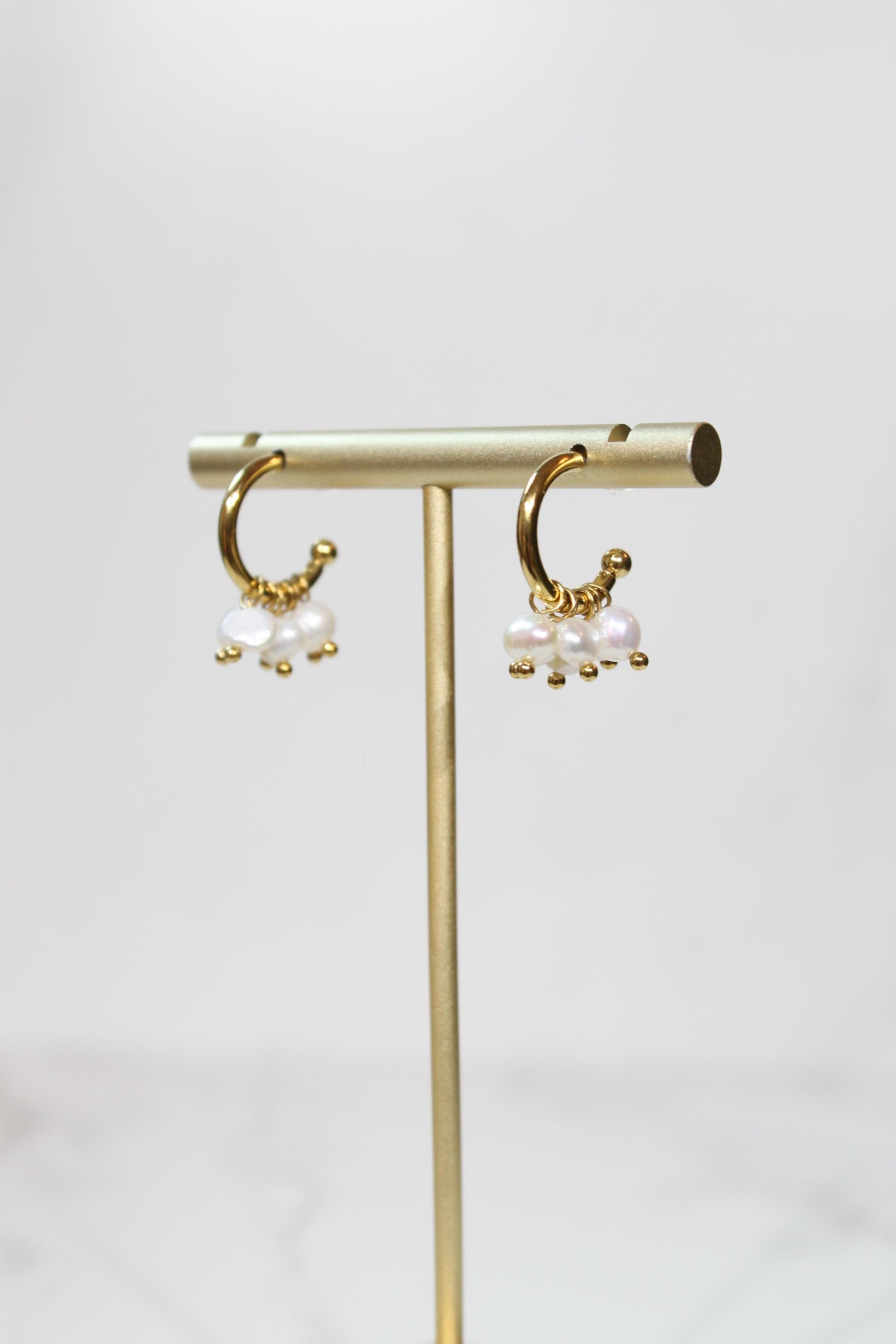 Irregular Natural Pearls Beads Huggie Hoop Earrings | Gold Cluster Pearl Charm Hoops