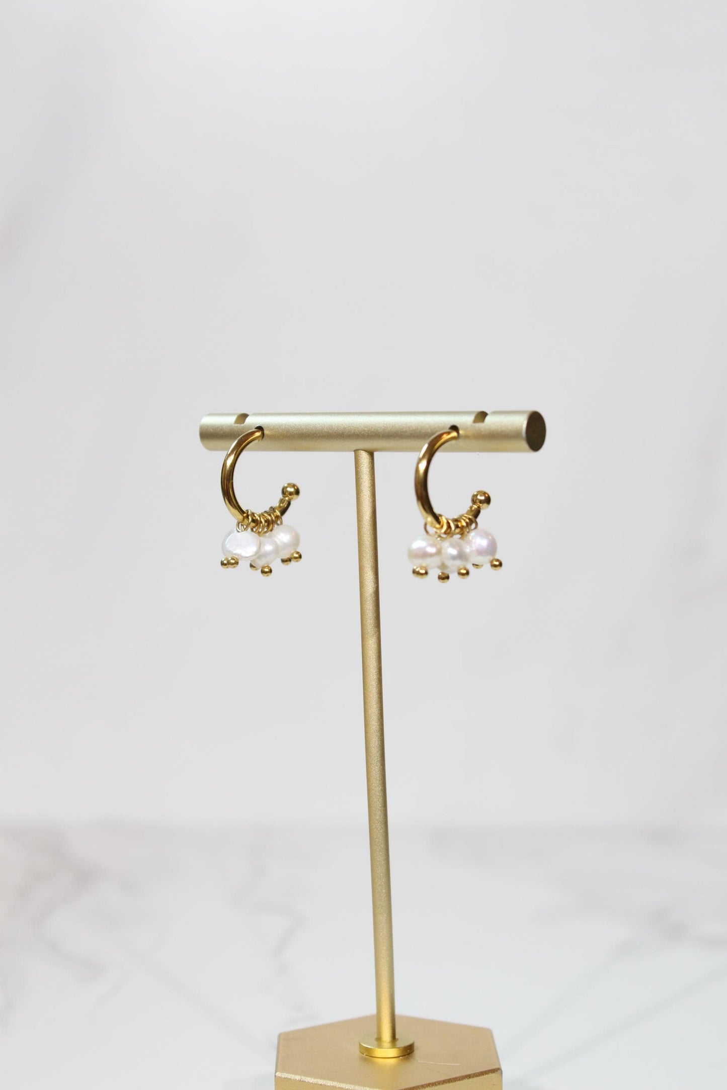 Irregular Natural Pearls Beads Huggie Hoop Earrings | Gold Cluster Pearl Charm Hoops