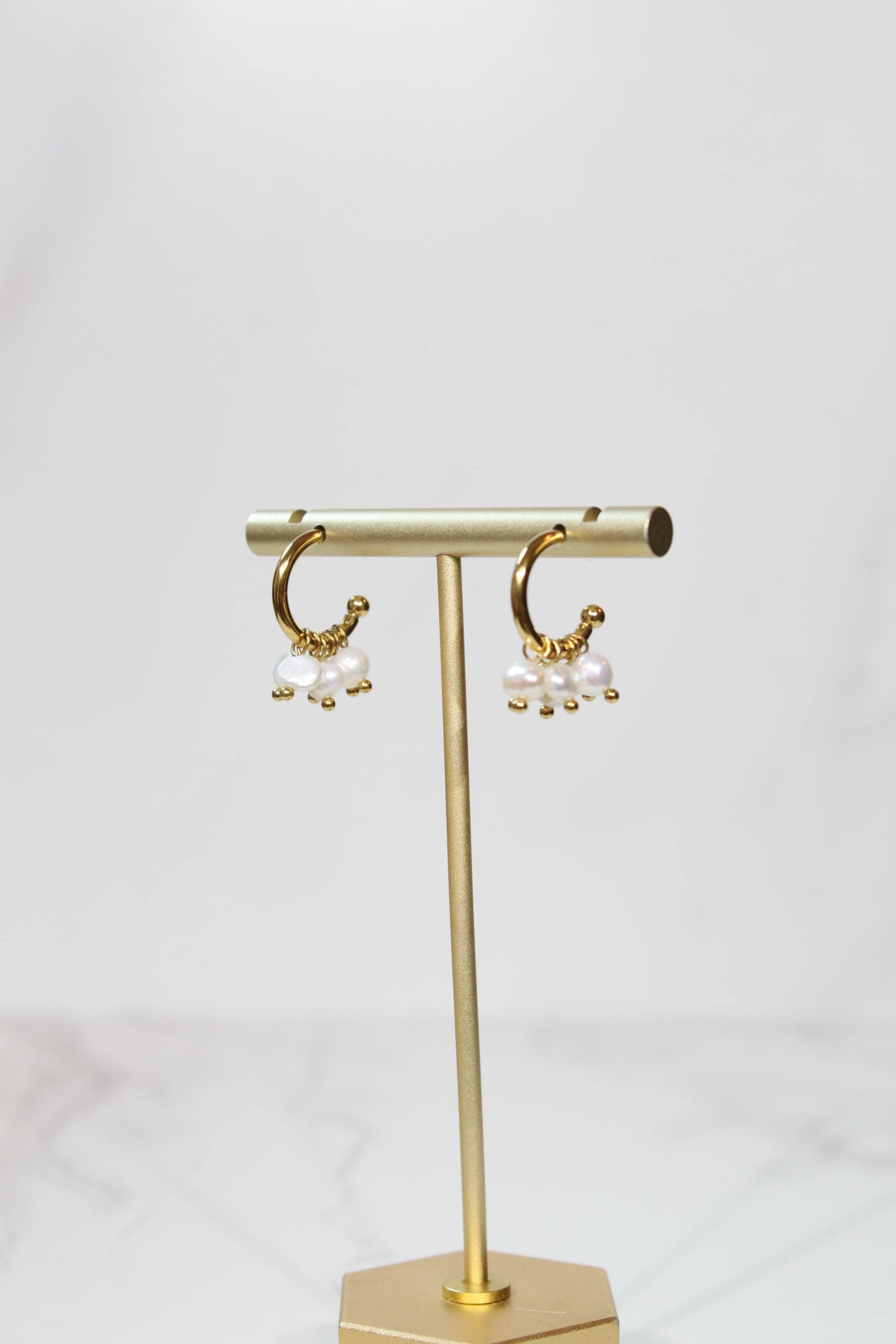 Irregular Natural Pearls Beads Huggie Hoop Earrings | Gold Cluster Pearl Charm Hoops